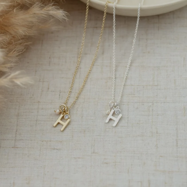 Initial Necklace Gold - H