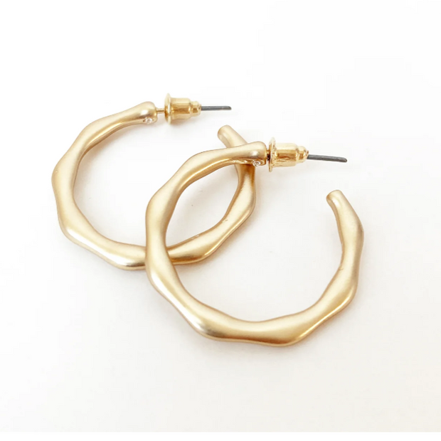 Hoop Earrings with post gold